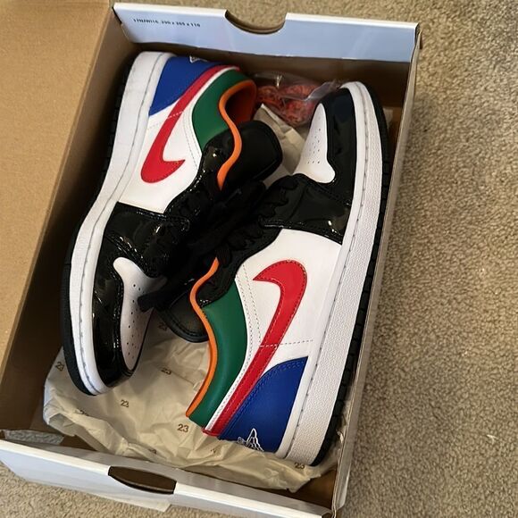 Nike Jordan 1 low women’s 7 - Picture 1 of 7